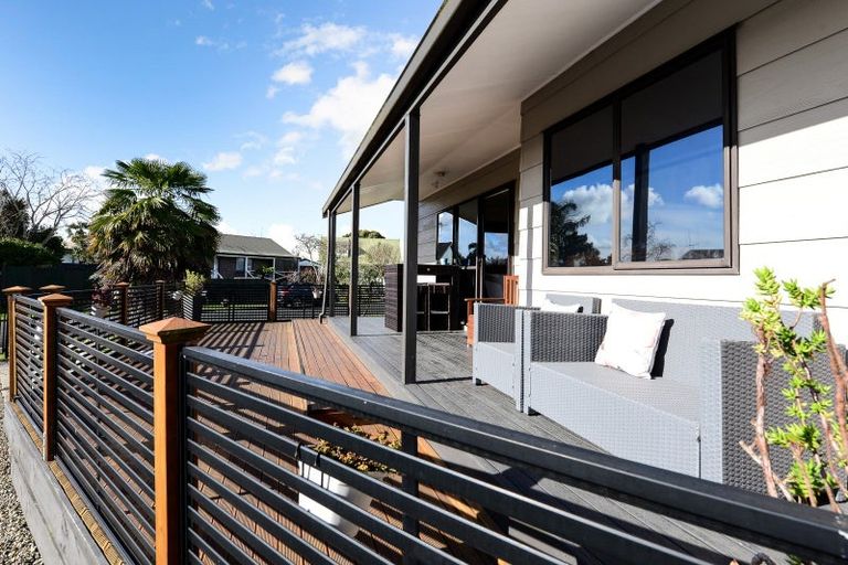 Photo of property in 9 Pringle Place, Nawton, Hamilton, 3200