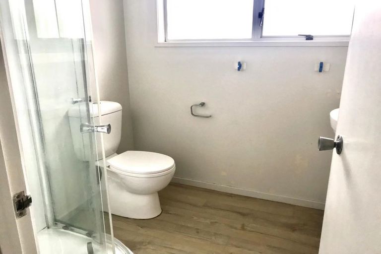 Photo of property in 177a Don Buck Road, Massey, Auckland, 0614