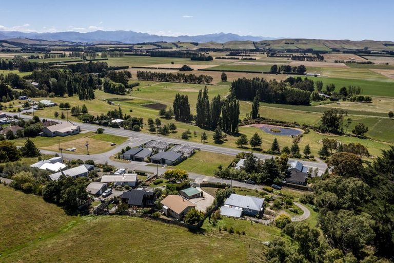 Photo of property in 5 Oxford Street, Waikari, 7420
