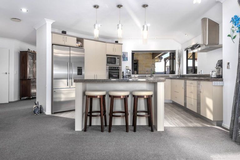 Photo of property in 60 Easton Way, Levin, 5510