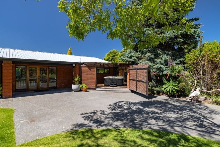 Photo of property in 73 Halswell Junction Road, Halswell, Christchurch, 8025