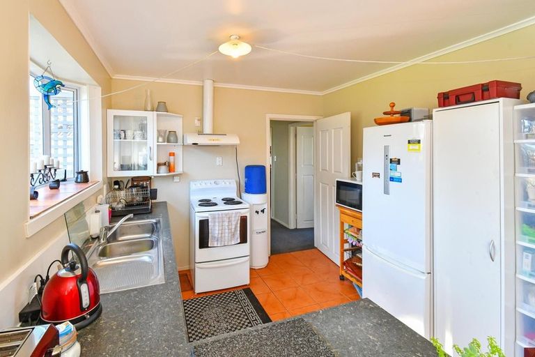 Photo of property in 18 Mcannalley Street, Manurewa East, Auckland, 2102