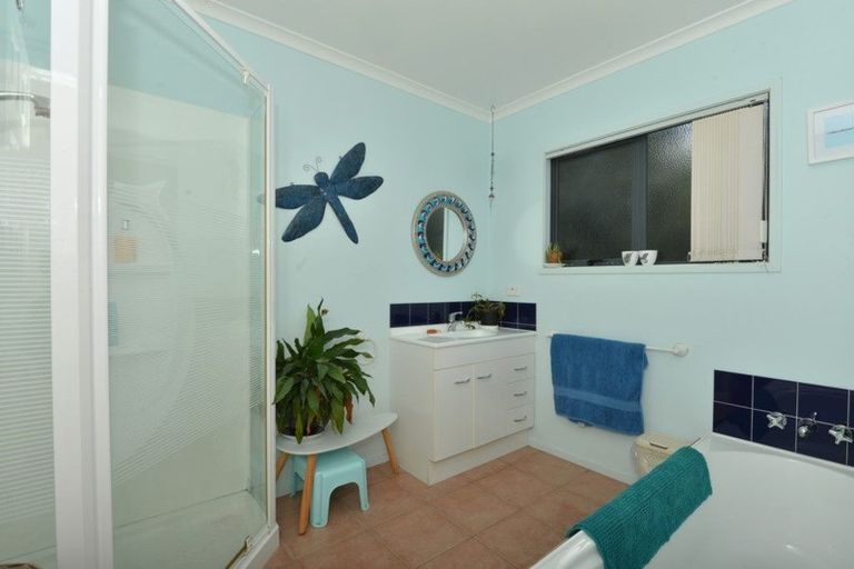 Photo of property in 33 Ngunguru Heights Rise, Ngunguru, Whangarei, 0173