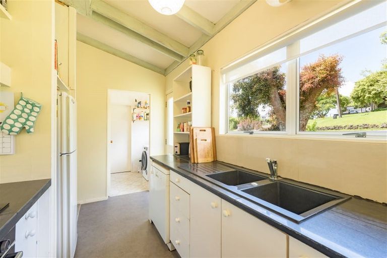 Photo of property in 22 Yorke Road, Haruru, 0204