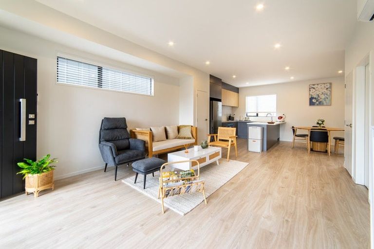 Photo of property in 2/20 Eban Avenue, Hillcrest, Auckland, 0627