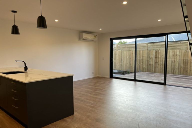 Photo of property in 11/206 Geraldine Street, Edgeware, Christchurch, 8013