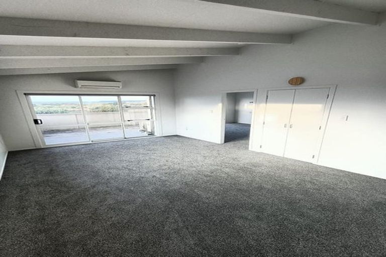 Photo of property in 828a Papamoa Beach Road, Papamoa Beach, Papamoa, 3118