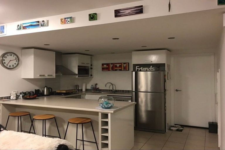 Photo of property in 45 Edinburgh Terrace, Berhampore, Wellington, 6023