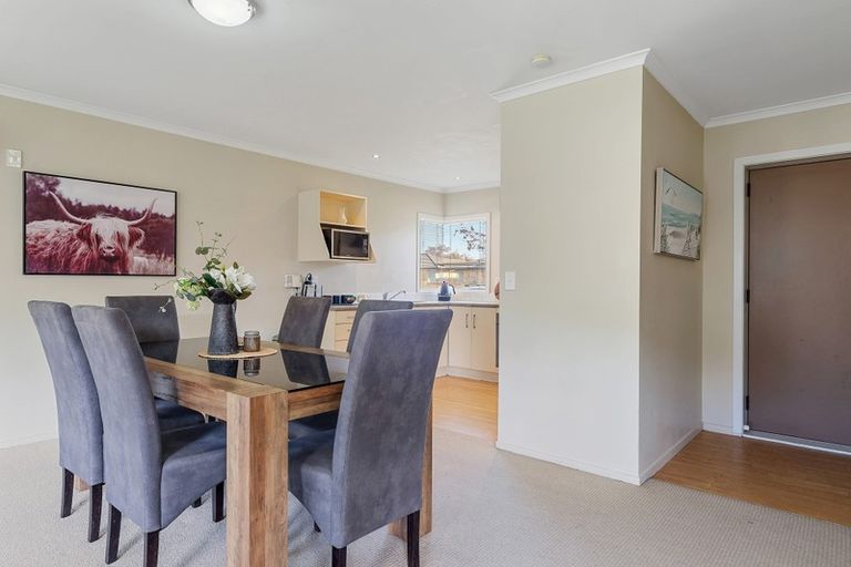Photo of property in 51/64 Kawaha Point Road, Kawaha Point, Rotorua, 3010
