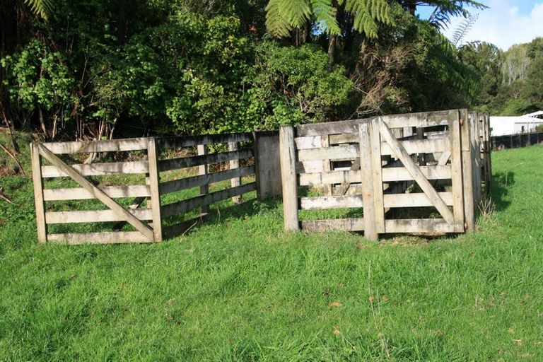 Photo of property in 562 Frankley Road, Hurworth, New Plymouth, 4371