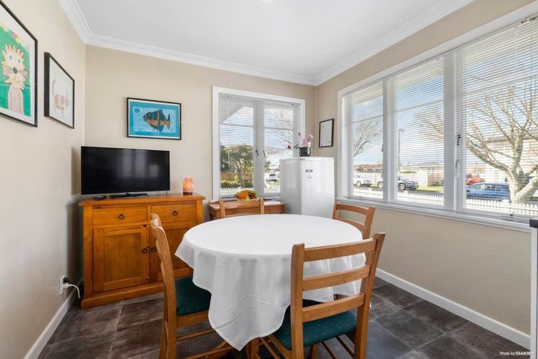 Photo of property in 37 Laurie Avenue, Papakura, 2110