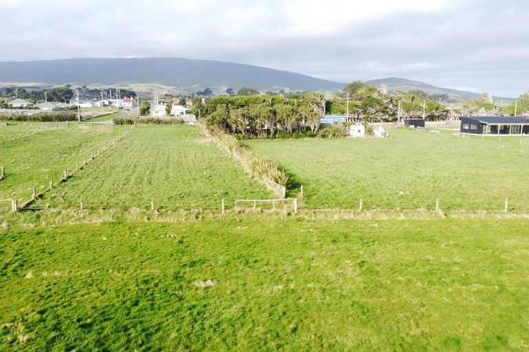 Photo of property in 13 Surrey Street, Orepuki, Riverton, 9881