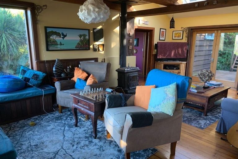 Photo of property in 57 Hawkhurst Road, Lyttelton, 8082