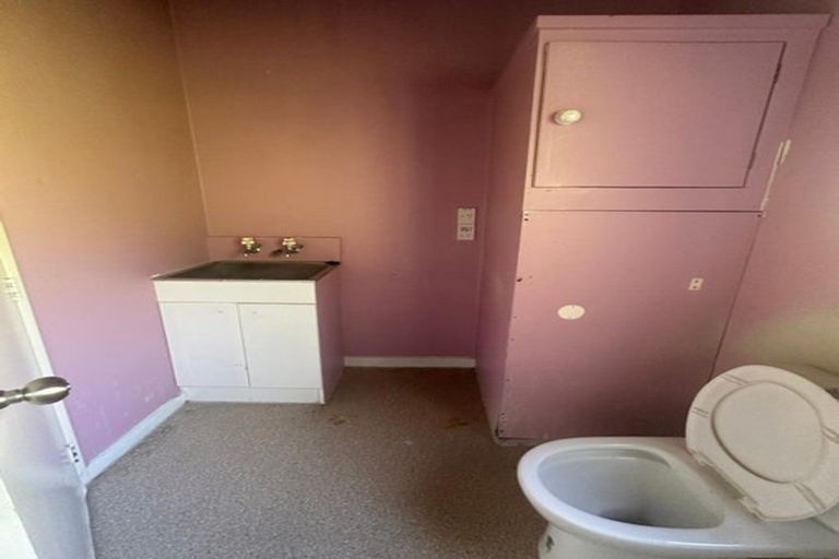 Photo of property in 20 Wattle Road, Sunnyvale, Auckland, 0612
