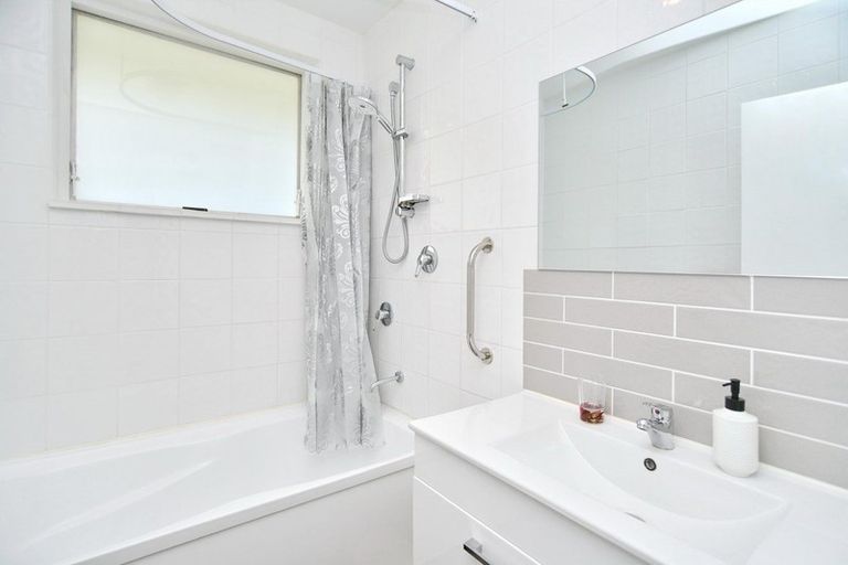 Photo of property in 2/56 Brabourne Street, Hillsborough, Christchurch, 8022