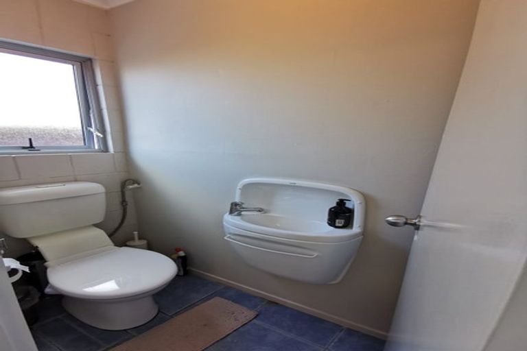 Photo of property in 19 Te Maru Place, Redwood, Christchurch, 8051