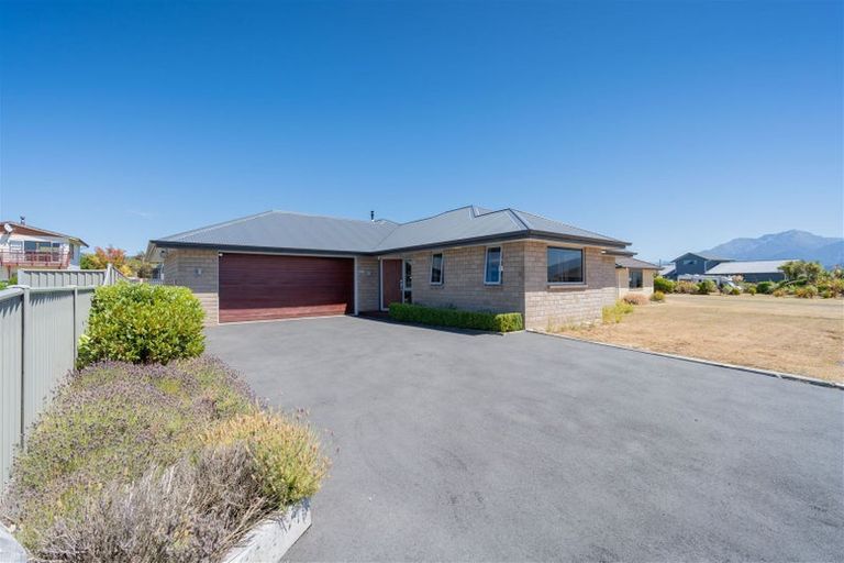 Photo of property in 16 Cunaris Way, Te Anau, 9600