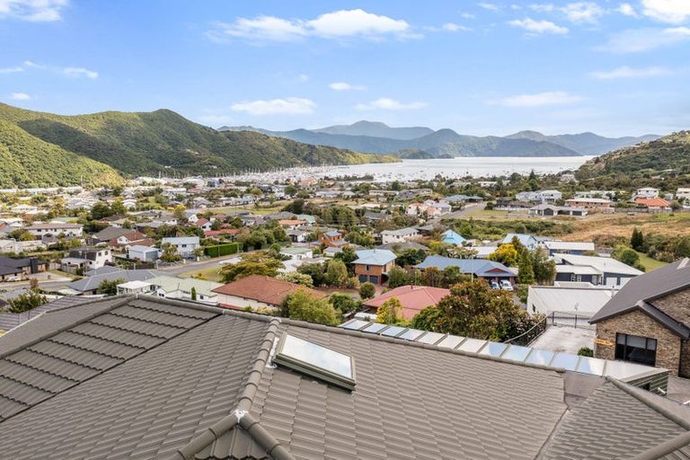 Photo of property in 10 Moana Heights, Waikawa, Picton, 7220