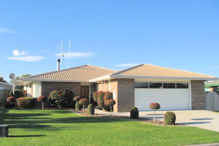 Photo of property in 12 James Henry Avenue, Papamoa Beach, Papamoa, 3118