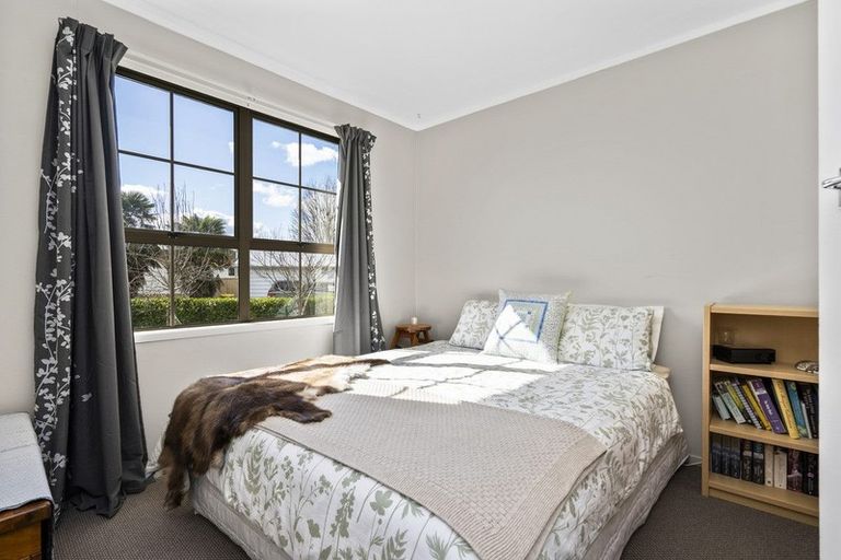 Photo of property in 14 Sargeson Place, Leamington, Cambridge, 3432