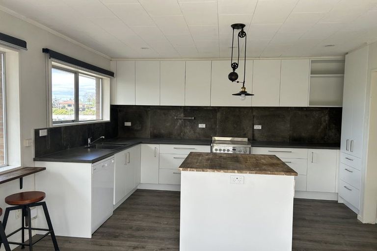 Photo of property in 40 Pine Avenue, Otumoetai, Tauranga, 3110
