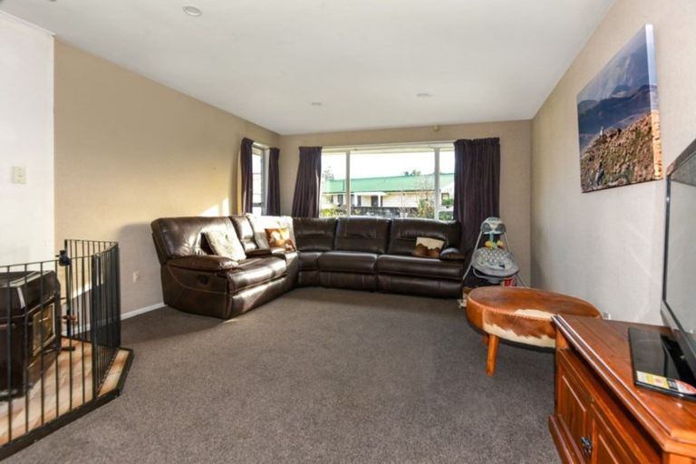 Photo of property in 3 Torlesse Crescent, Darfield, 7510