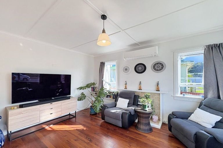Photo of property in 97 Niblett Street, Whanganui, 4500