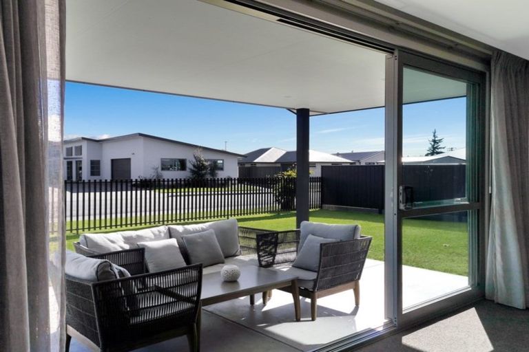 Photo of property in 5 Lakeland Avenue, Twizel, 7901