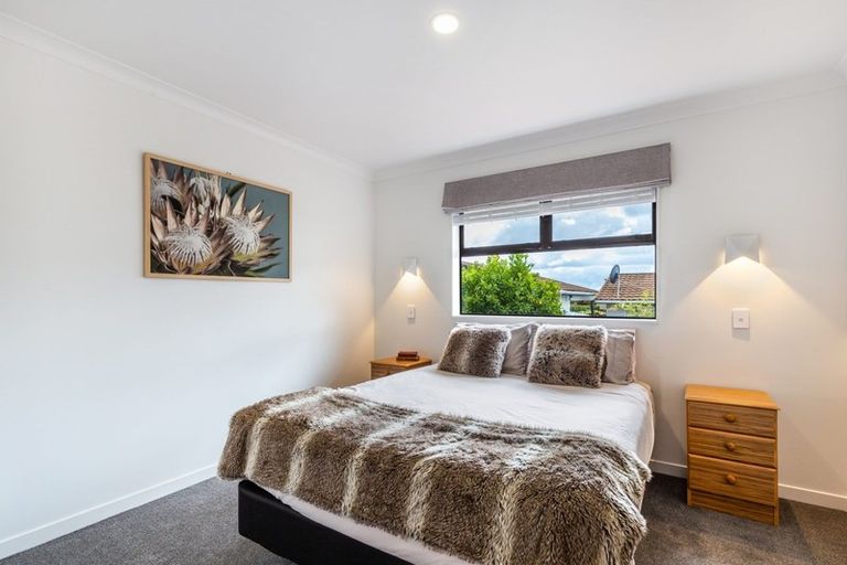 Photo of property in 4 Shera Street, Acacia Bay, Taupo, 3330