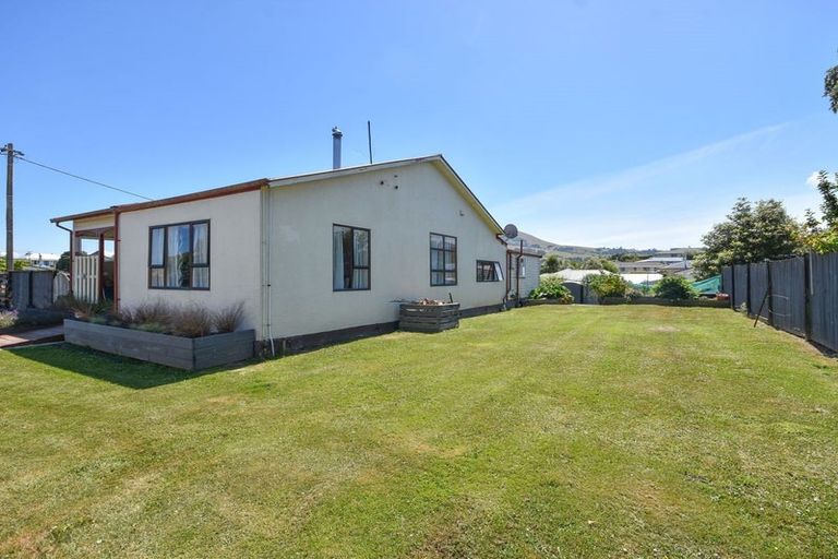 Photo of property in 37 Collins Street, Waikouaiti, 9510