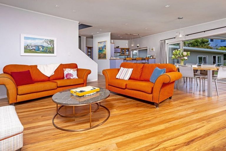 Photo of property in 12 Oban Road, Browns Bay, Auckland, 0630