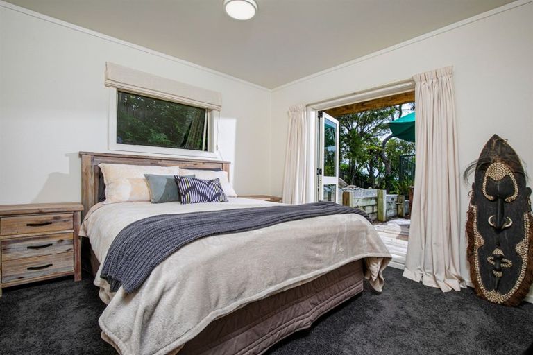 Photo of property in 5 Marae Road, Greenhithe, Auckland, 0632