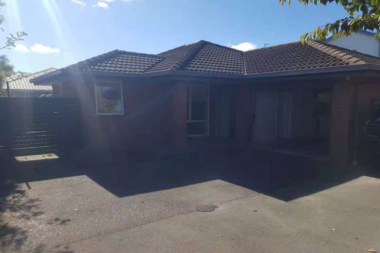 Photo of property in 2/23 Halliwell Avenue, Papanui, Christchurch, 8052