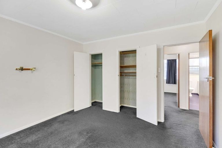 Photo of property in 1 Berkley Place, Awapuni, Palmerston North, 4412