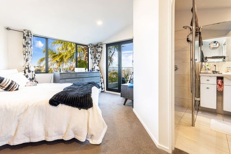 Photo of property in 50 Langana Avenue, Browns Bay, Auckland, 0630