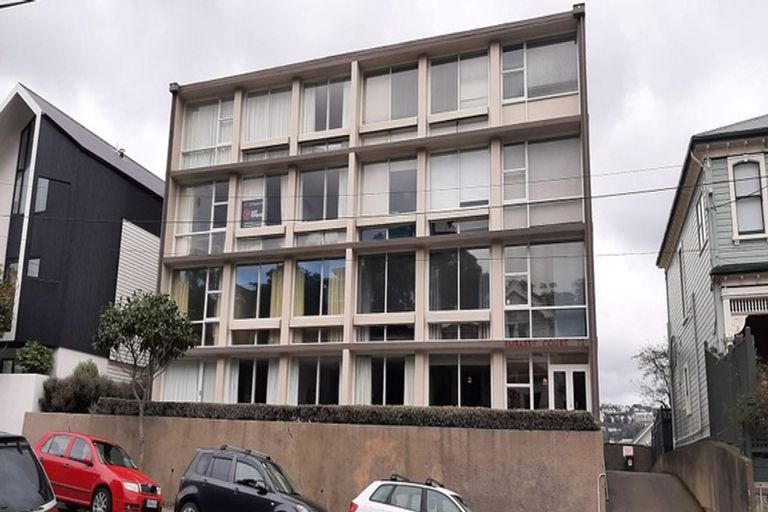 Photo of property in Embassy Court, 72 Brougham Street, Mount Victoria, Wellington, 6011