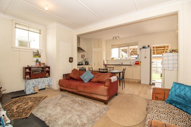 Photo of property in 148a Romilly Street, Westport, 7825