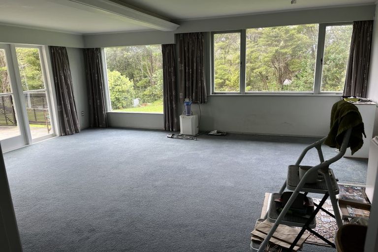 Photo of property in 1/195 Godley Road, Titirangi, Auckland, 0604