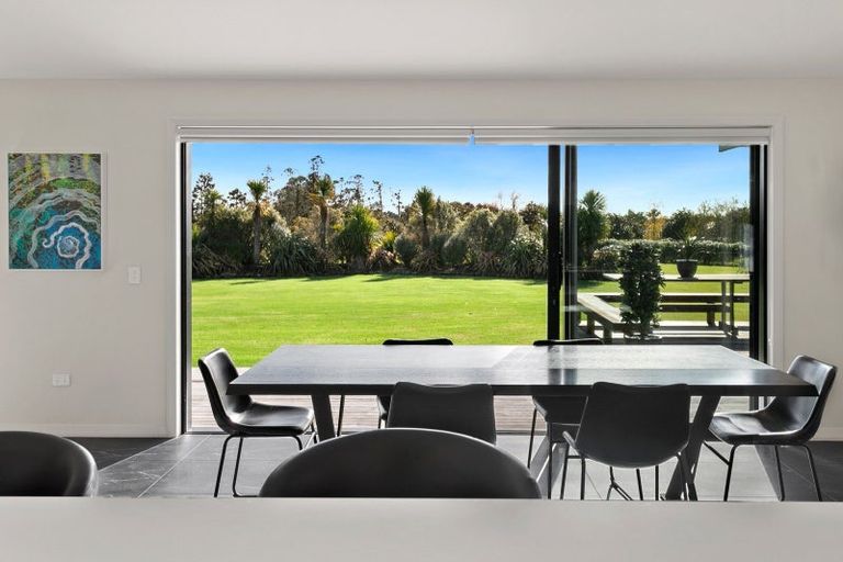 Photo of property in 145 Waitotara Drive, Waipapa, 0230