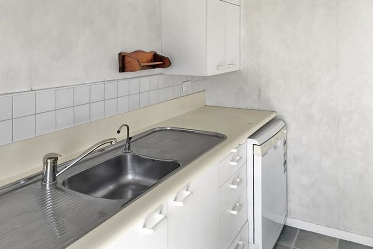 Photo of property in 2a Rawhiti Place, Saint Johns Hill, Whanganui, 4501