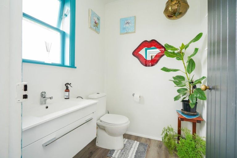 Photo of property in 23 Osborne Street, Riverton/aparima, Riverton, 9822
