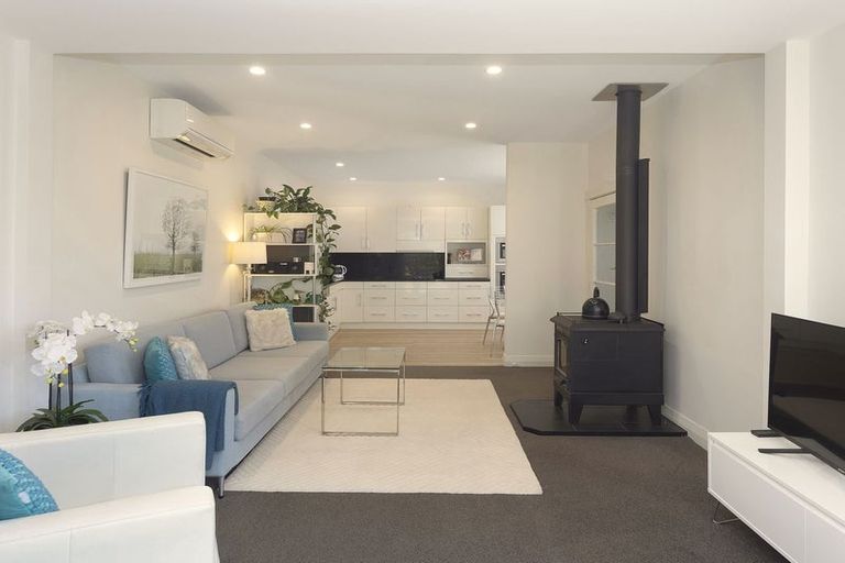 Photo of property in 188 Weston Road, St Albans, Christchurch, 8052