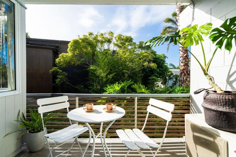 Photo of property in 3/73 Princes Street, Northcote Point, Auckland, 0627