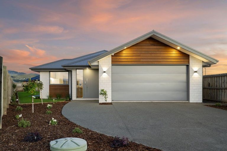 Photo of property in 26 Paradise Way, Halswell, Christchurch, 8025