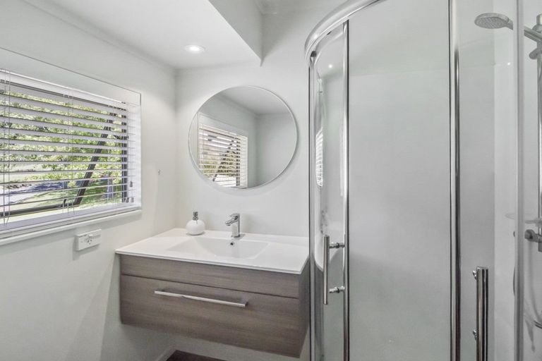 Photo of property in 91 Weranui Road, Waiwera, Orewa, 0994