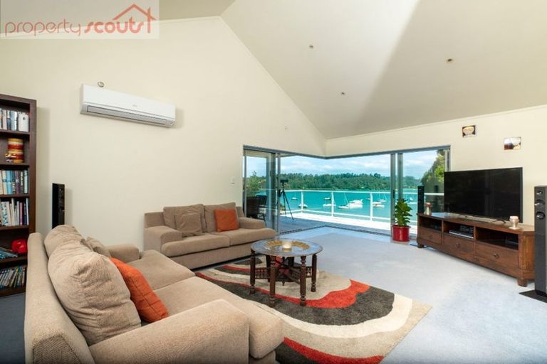 Photo of property in 18 Kennedy Street, Opua, 0200