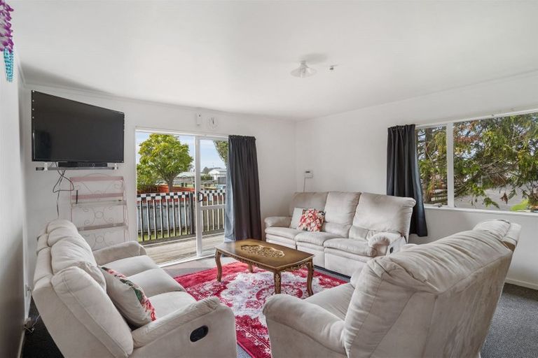 Photo of property in 1/8 Oratu Place, Manurewa, Auckland, 2102