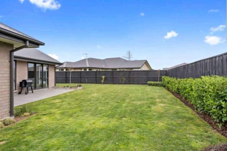 Photo of property in 10 Hampstead Close, Rangiora, 7400