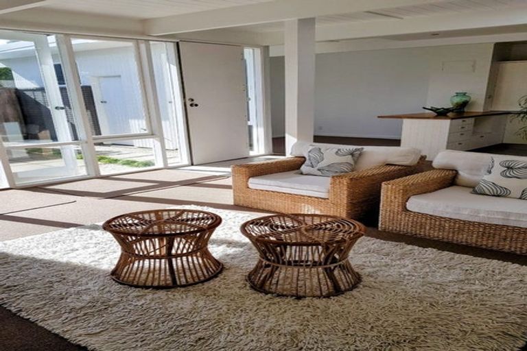 Photo of property in 3/252 Hurstmere Road, Takapuna, Auckland, 0622