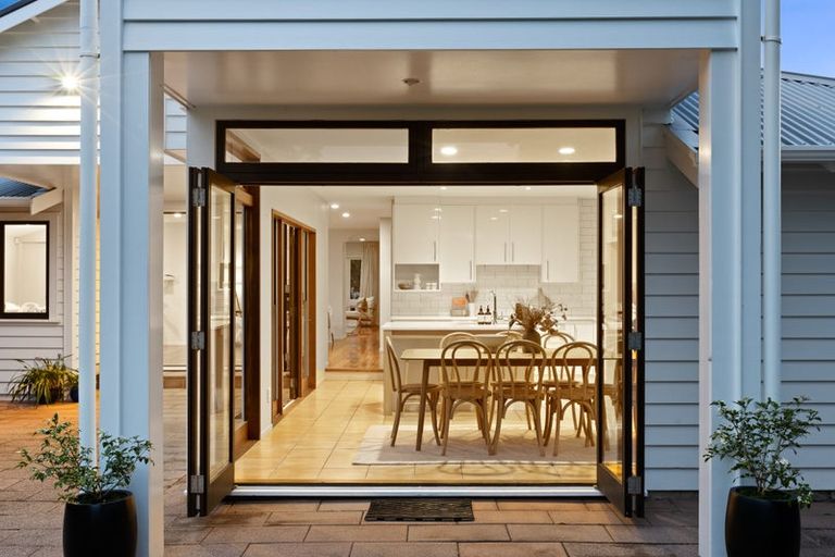 Photo of property in 6 Stafford Road, Northcote Point, Auckland, 0627